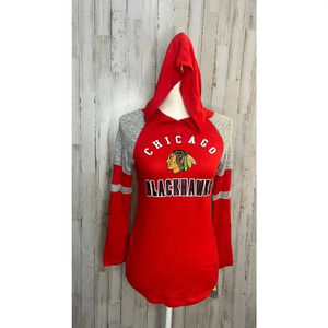 NWT Chicago‎ Blackhawks Women's Hooded Long Sleeve Top Red Size Medium